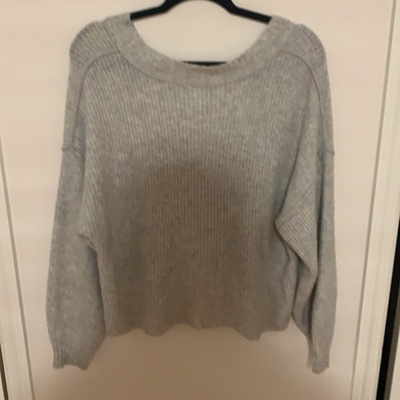 American eagle gray sweater size small - Picture 2 of 3